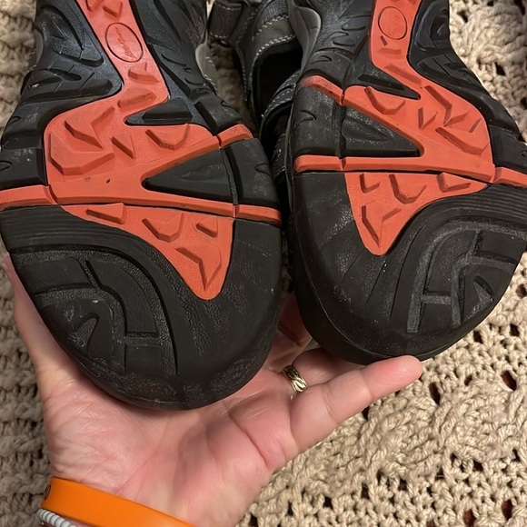 EDDIE BAUER / Tommy gray black fisherman cinch hiking sandals Men’s‎ size 10 - Picture 13 of 17